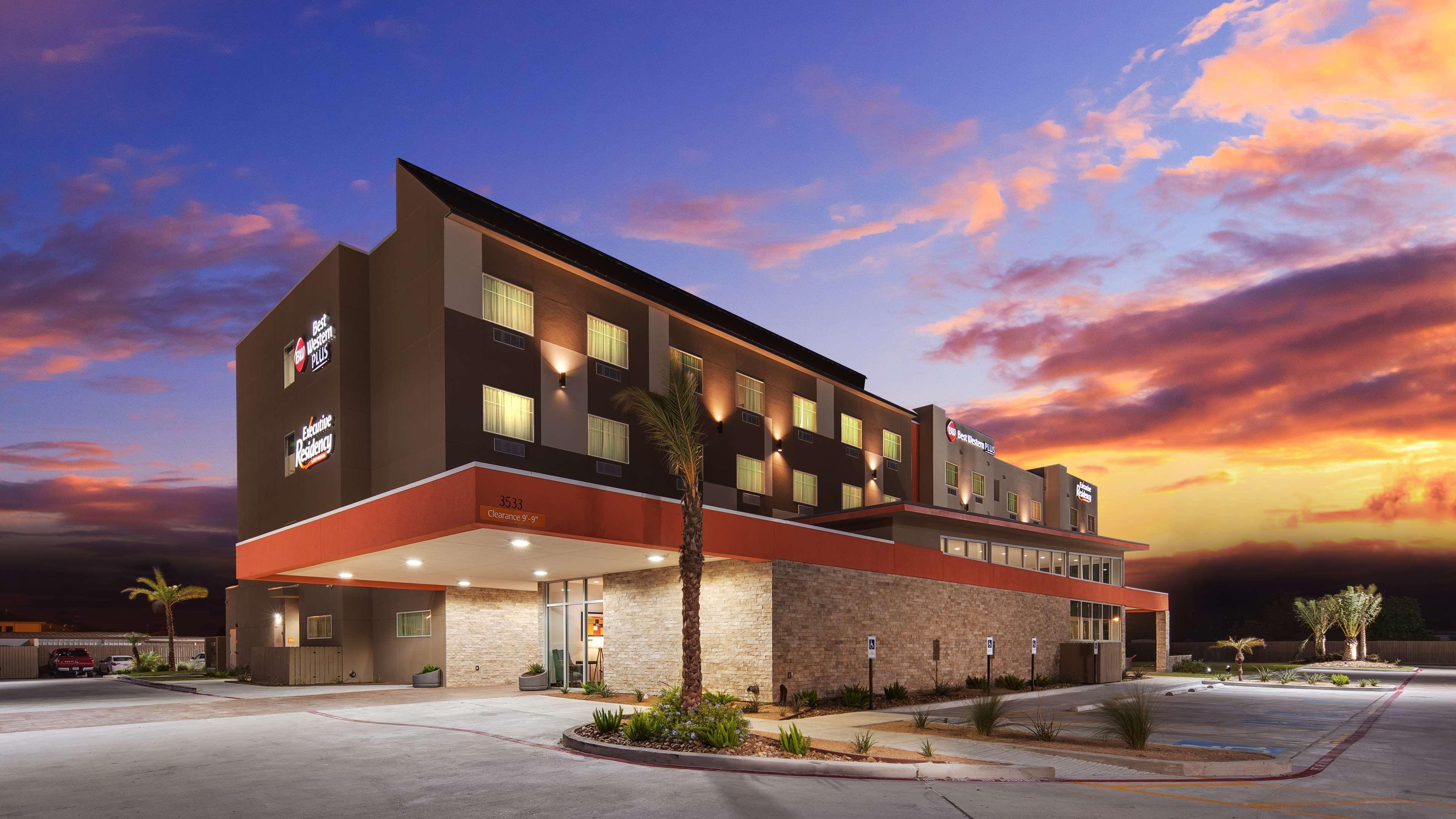 Best Western Plus Pleasanton Hotel Exterior foto