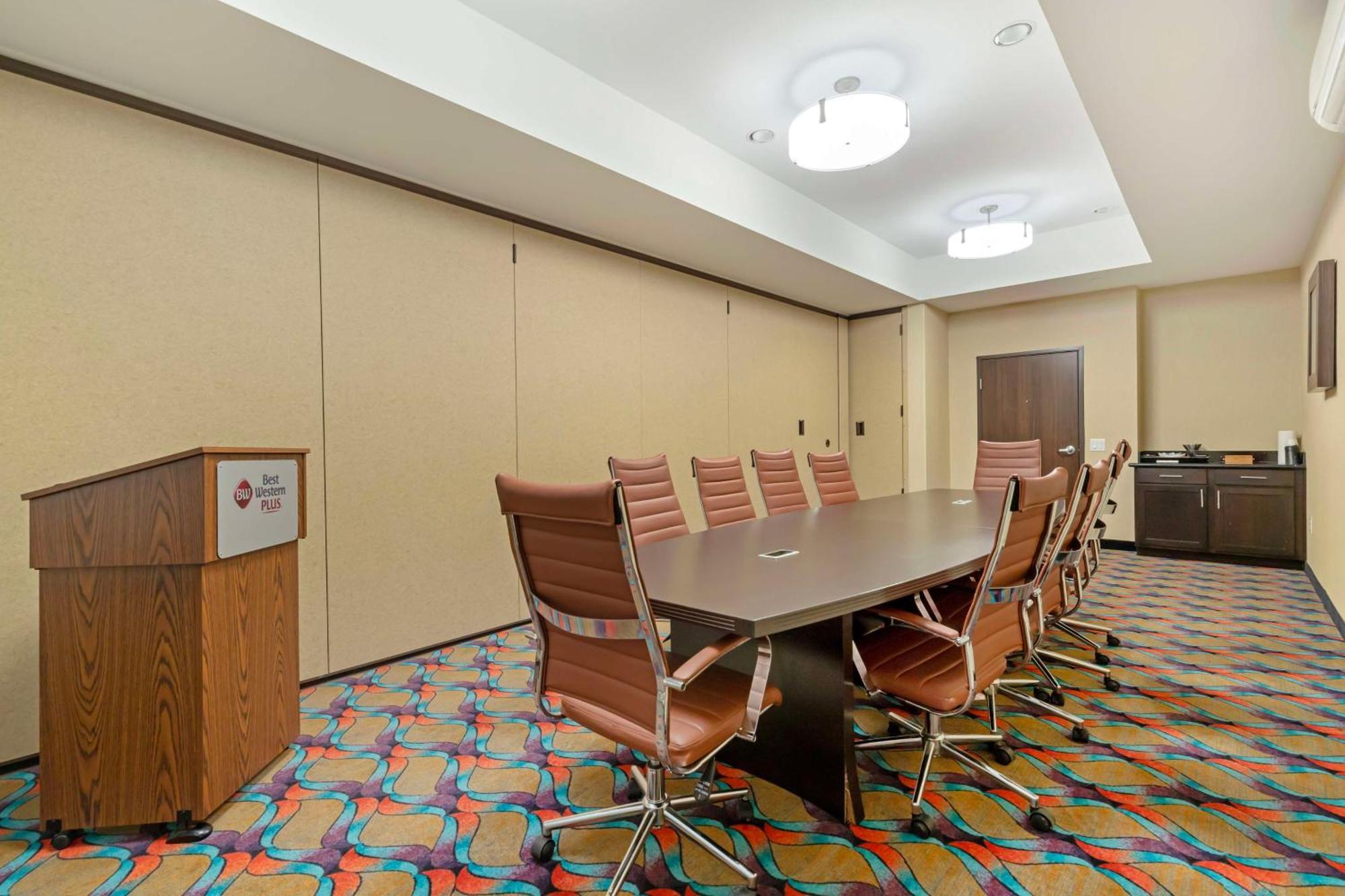 Best Western Plus Pleasanton Hotel Exterior foto